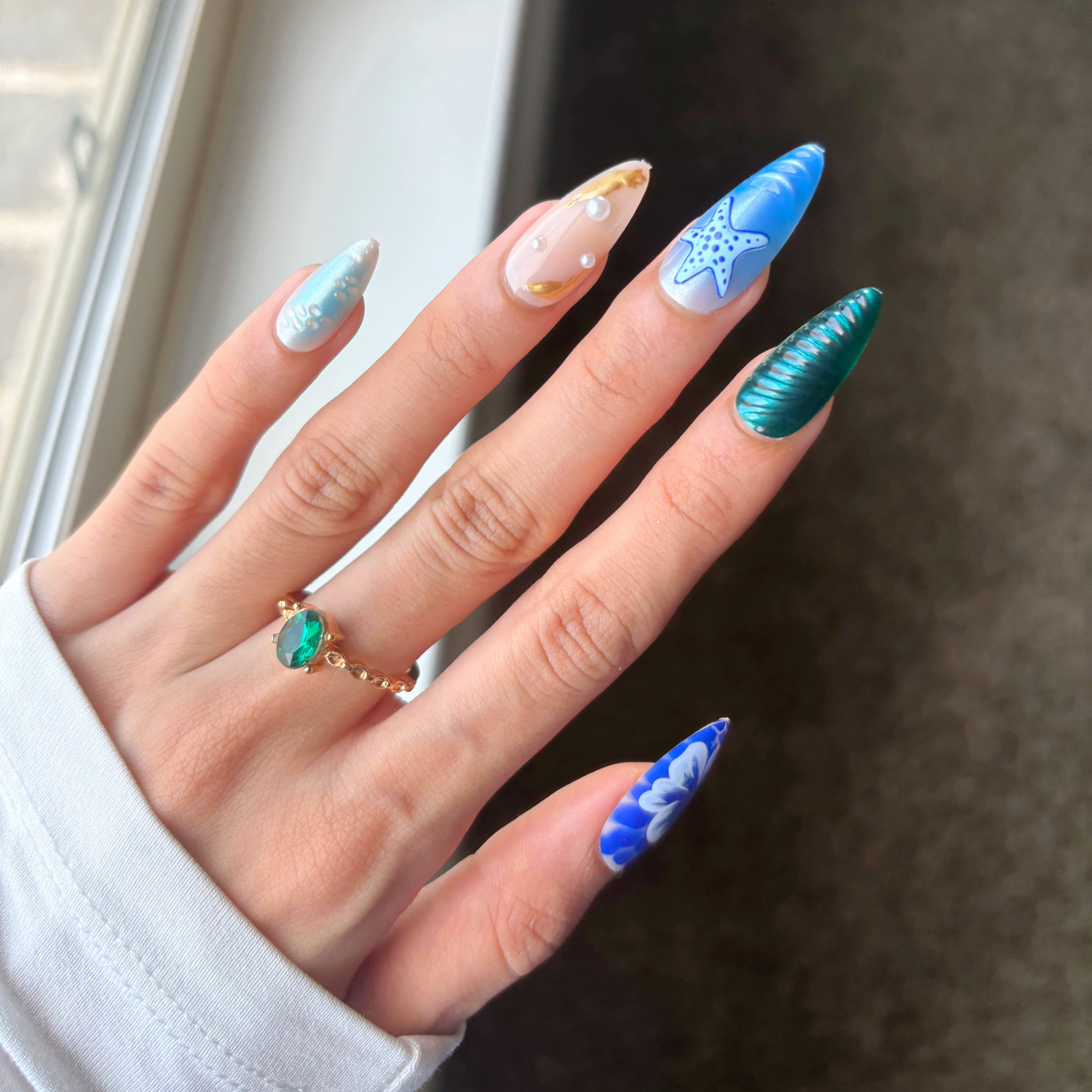 Sea Pearl Press On Nail Kit