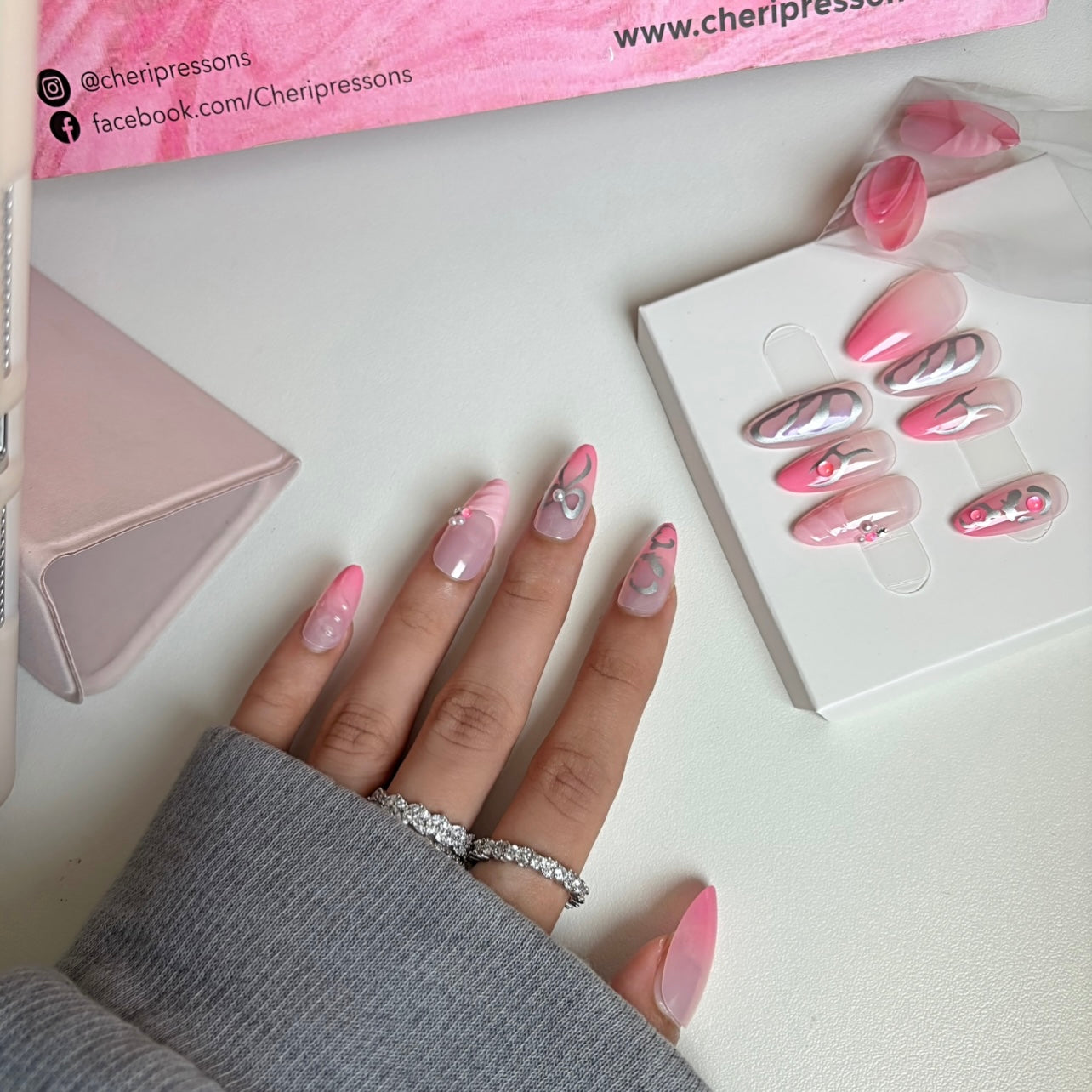 Metal Princess Press On Nail Kit